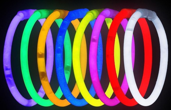 Браслет Светящийся Набор 50шт (7часов светится) Цена за упаковку!