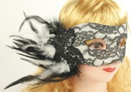 Маска С кружевами