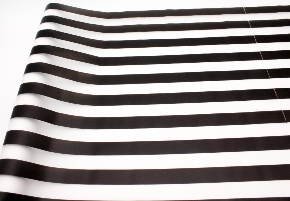 Пленка матовая Полосы Черная 70см/200гр Пленка матовая Полосы Черная 70см/200гр