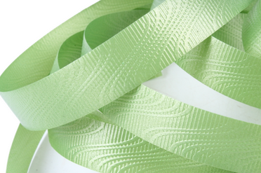 Лента Простая Тиснение дерево 2см*50ярд Оливковая