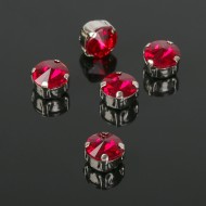 Стразы в цапах 8*8мм Ярко-Красные в Серебре (1уп/5шт) 2328353