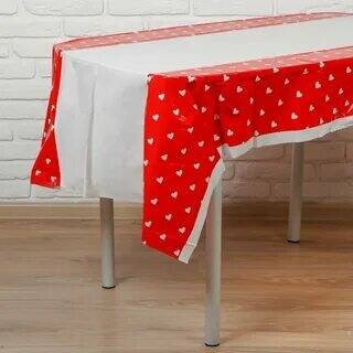 Скатерть одноразовая Сердечки Красные 105*180см 1152004
