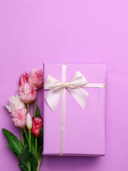 Пленка Листами Матовая однотонная Светло-Сиреневая 58/58см (1уп/10шт) Цена за лист Пленка Листами Матовая однотонная Светло-Сиреневая 58/58см (1уп/10шт) Цена за лист