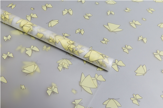 Пленка прозрачная с рисунком Мотыльки Жёлтая 60см*8м