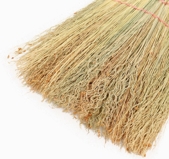 Веник сорго Шафран (Н-58см) Веник сорго Шафран (Н-58см)