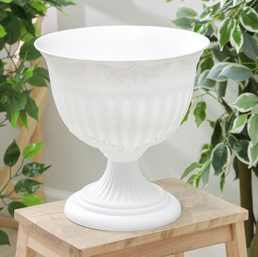 Горшок вазон на ножке Ангара 12лит Белый