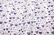 Бумага крафт Сердечки фиолетовый на белом 70см*10м