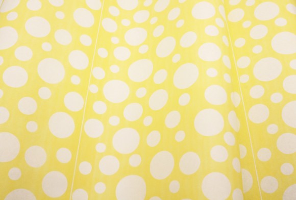 Бумага крафт Европа шары большие желтый на белом 70см*8,5