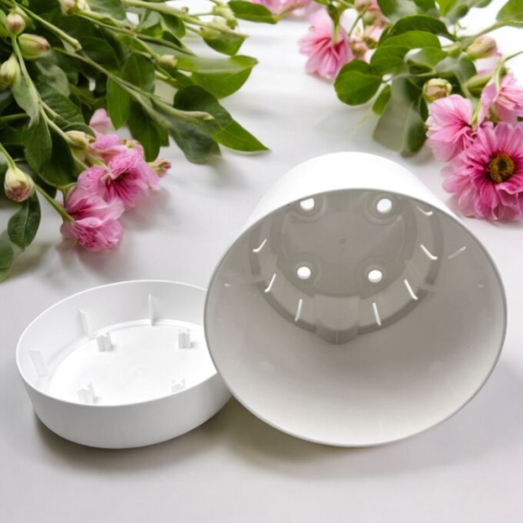 Горшок Гранд 5,2лит Белый D-20см с прикорневым поливом Горшок Гранд 5,2лит Белый D-20см с прикорневым поливом