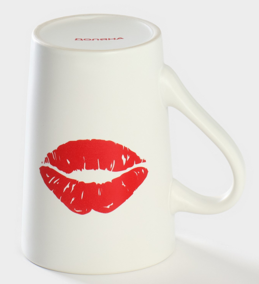 Кружка керамическая Поцелуй Доляна Арт-5278184 380мл Кружка керамическая Поцелуй Доляна Арт-5278184 380мл