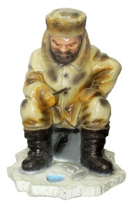 Фигурка Рыбак зимой F03143 64см