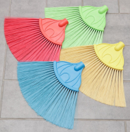 Метла пластиковая плоская Доляна с Черенком 320*245мм Арт-1127716