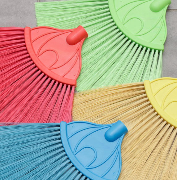 Метла пластиковая плоская Доляна с Черенком 320*245мм Арт-1127716 Метла пластиковая плоская Доляна с Черенком 320*245мм Арт-1127716