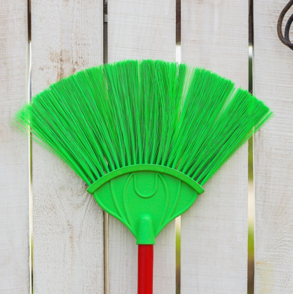 Метла пластиковая плоская Доляна с Черенком 320*245мм Арт-1127716 Метла пластиковая плоская Доляна с Черенком 320*245мм Арт-1127716