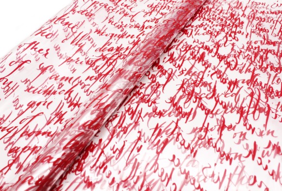 Пленка прозрачная с рисунком Письмо Красная 70см/200гр Пленка прозрачная с рисунком Письмо Красная 70см/200гр