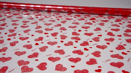Пленка прозрачная с рисунком Сердца Love is Красная 70см/8м