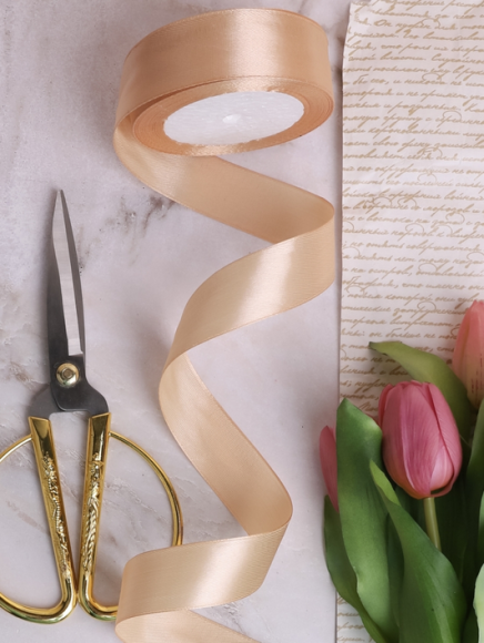 Лента Атласная 25мм*25ярд Кремовая