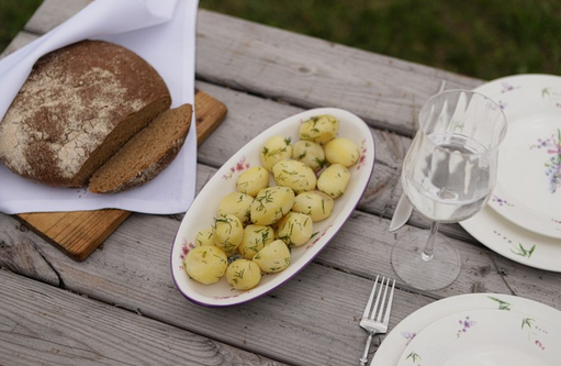 Блюдо керамическое Доляна Лаванда Арт-4826224 28см*14,5см Блюдо керамическое Доляна Лаванда Арт-4826224 28см*14,5см