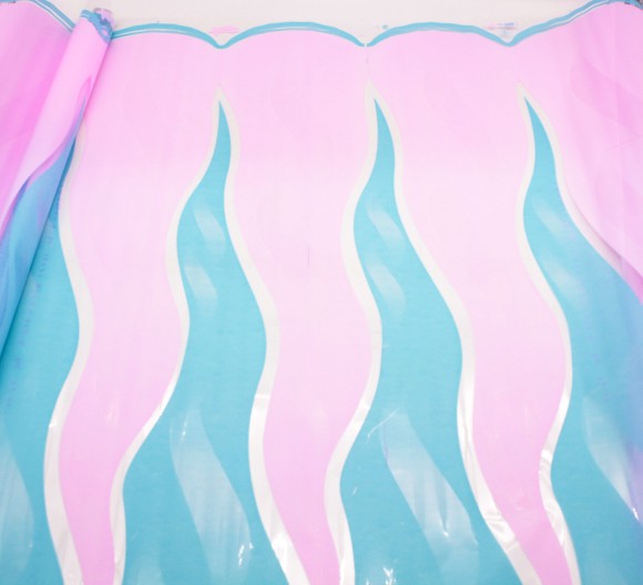 Пленка прозрачная с рисунком Рефлекс (Пламя) Голубо-Розовая 70см/200гр