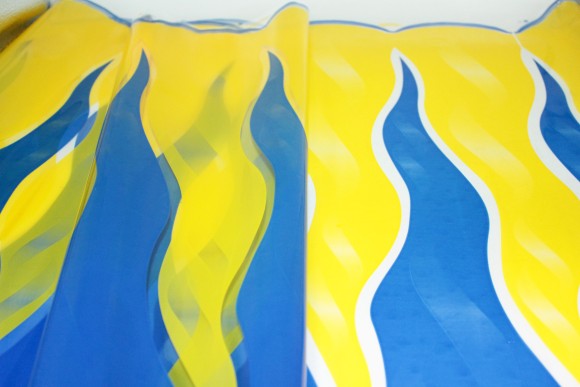 Пленка прозрачная с рисунком Рефлекс (Пламя) Сине-Жёлтая 70см/200гр