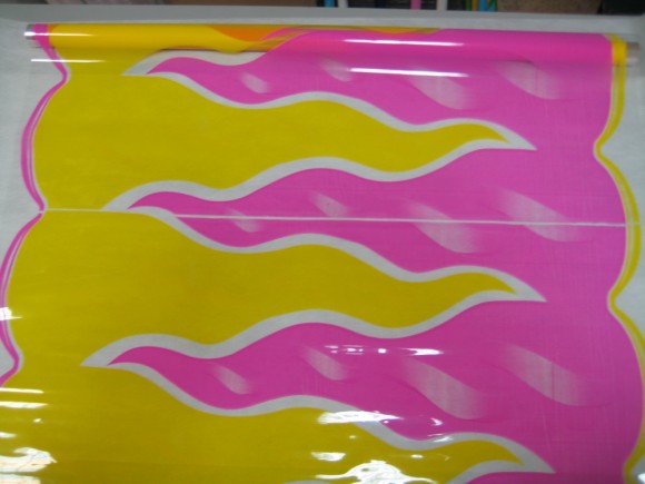 Пленка прозрачная с рисунком Рефлекс (Пламя) Малиново-Жёлтая 70см/200гр Пленка прозрачная с рисунком Рефлекс (Пламя) Малиново-Жёлтая 70см/200гр