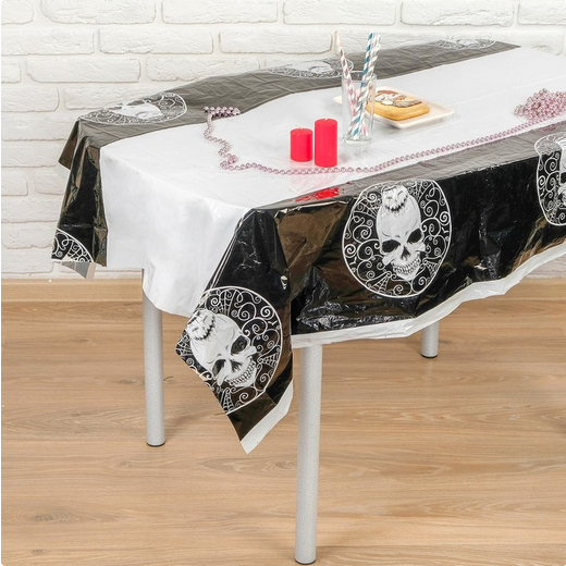 Скатерть одноразовая Череп 108*180см Арт-4309520