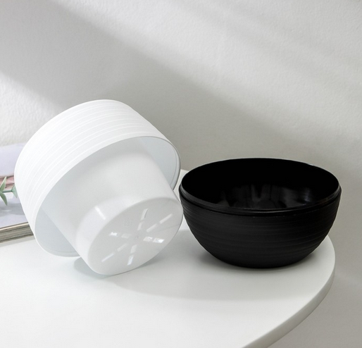 Горшок Дуэт 2,5лит Чёрно-Белый (с дренажной системой) Горшок Дуэт 2,5лит Чёрно-Белый (с дренажной системой)