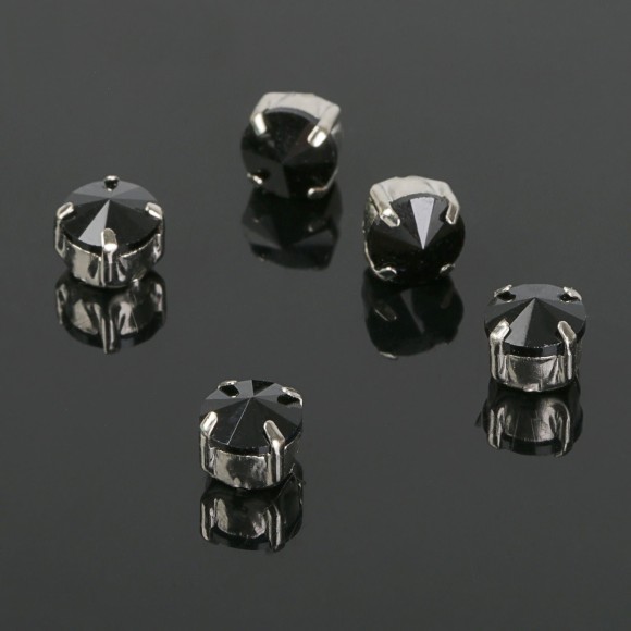 Стразы в цапах 6*6мм Чёрные в Серебре (1уп/5шт) 2328326