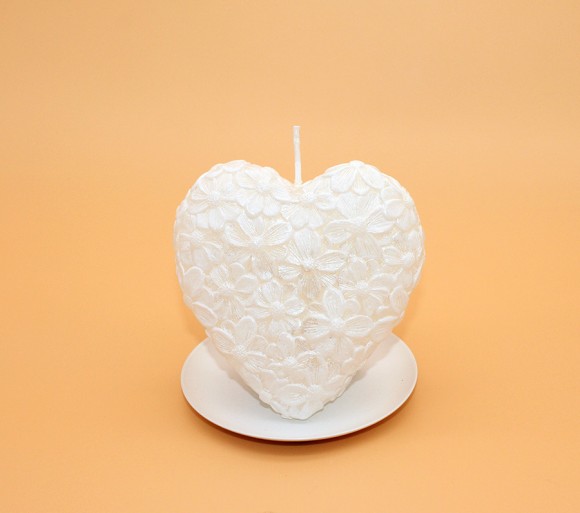 Свеча Сердце Цветочное Белое Арт-0566