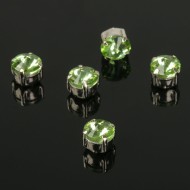 Стразы в цапах 6*6мм Светло-Зелёные в Серебре (1уп/5шт) 2328331